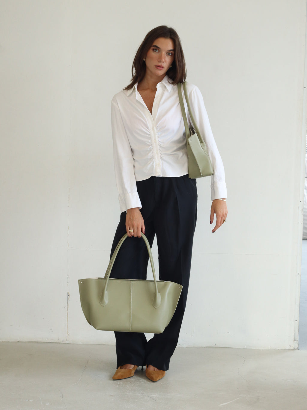 SILVY BAG IN LIGHT GREEN-BIG SIZE