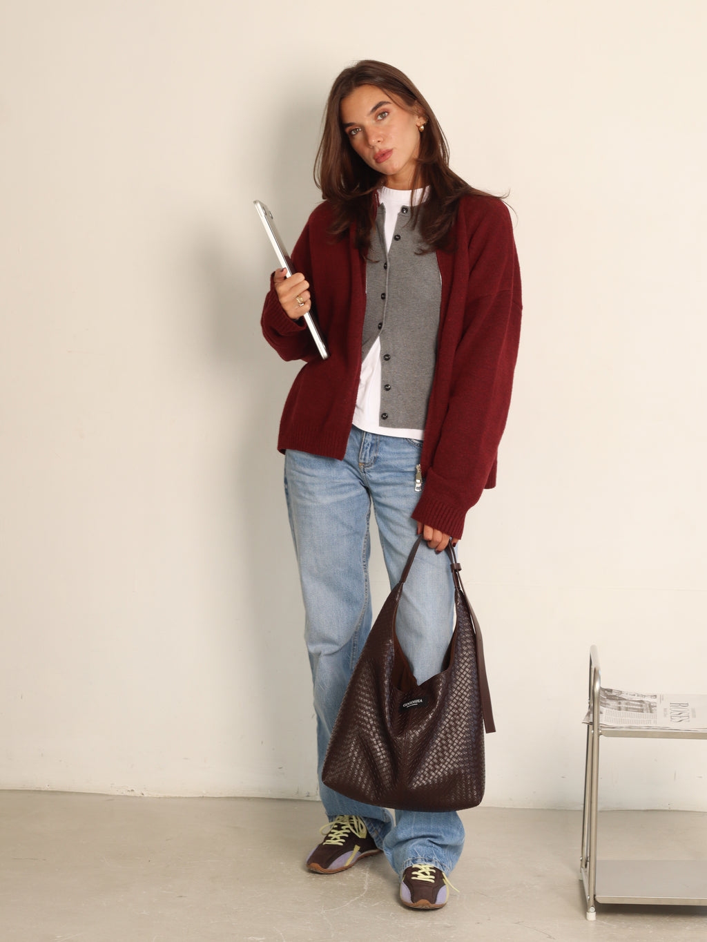 HOBO BAG IN DARK BROWN