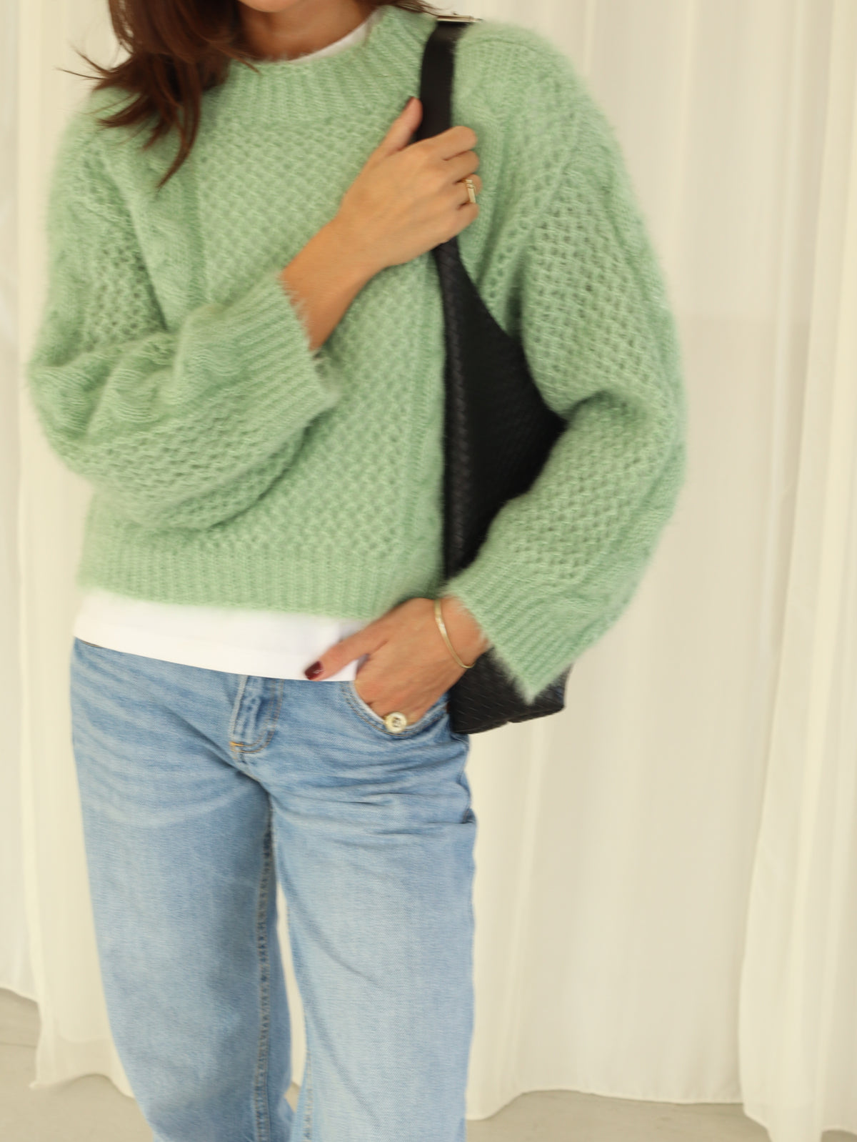HOBO BAG IN BLACK
