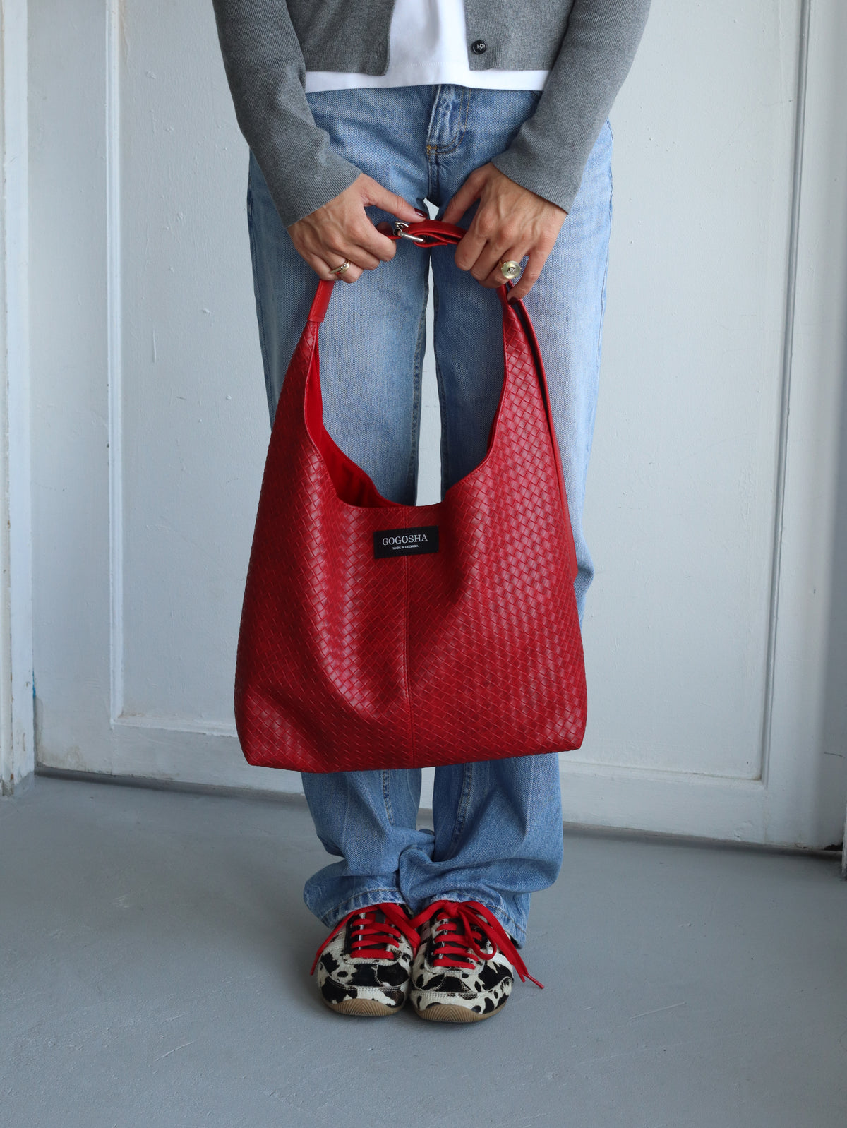 HOBO BAG IN RED
