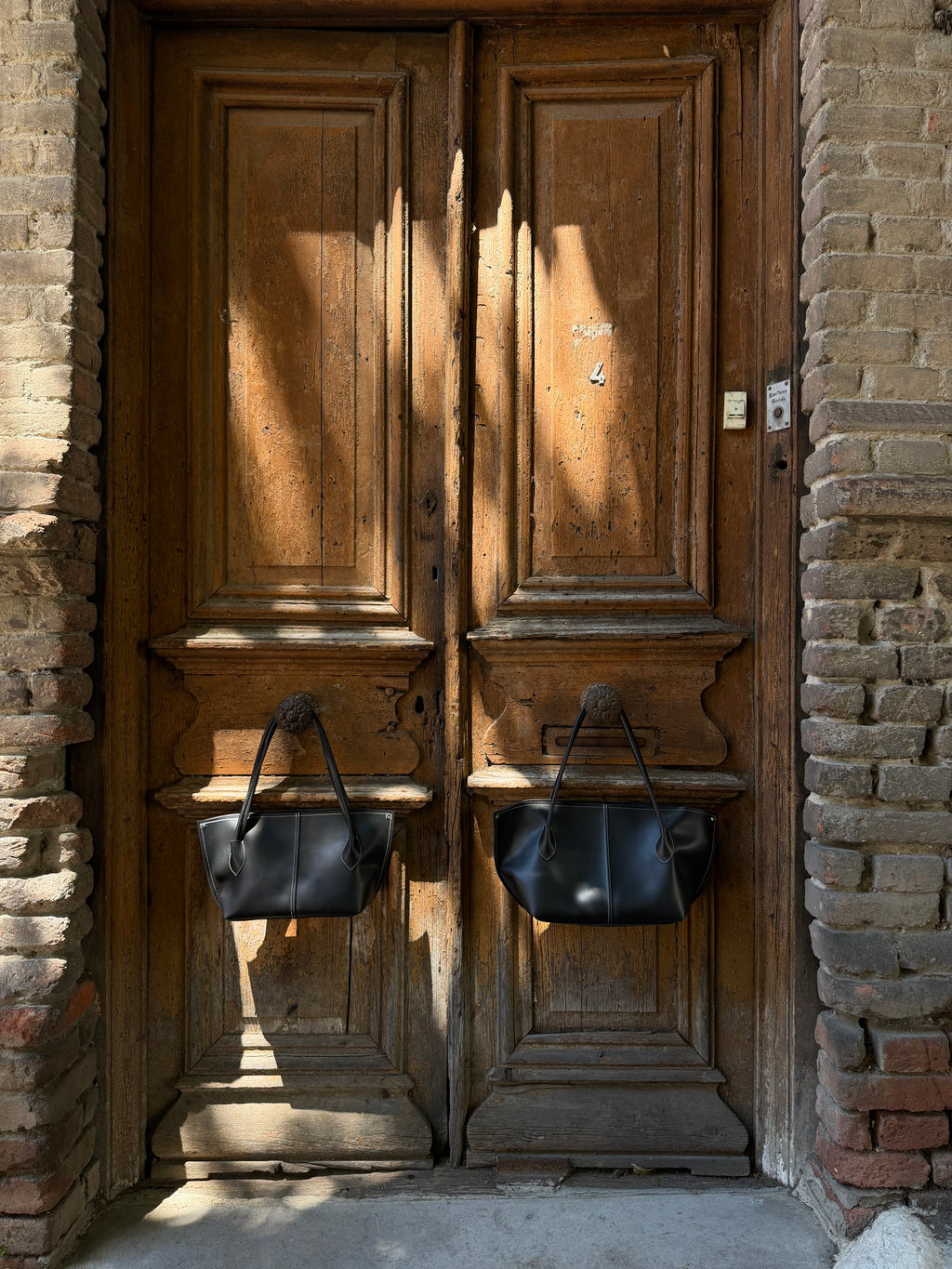 SILVY BAG IN BLACK-BIG SIZE