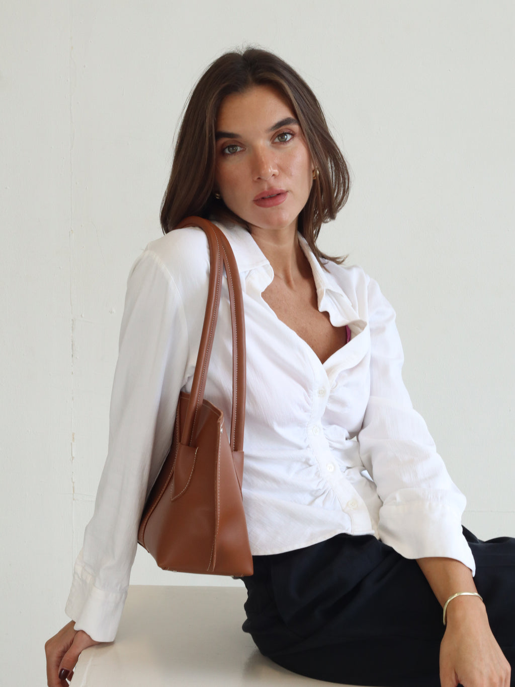 SILVY BAG IN LIGHT BROWN-MEDIUM SIZE