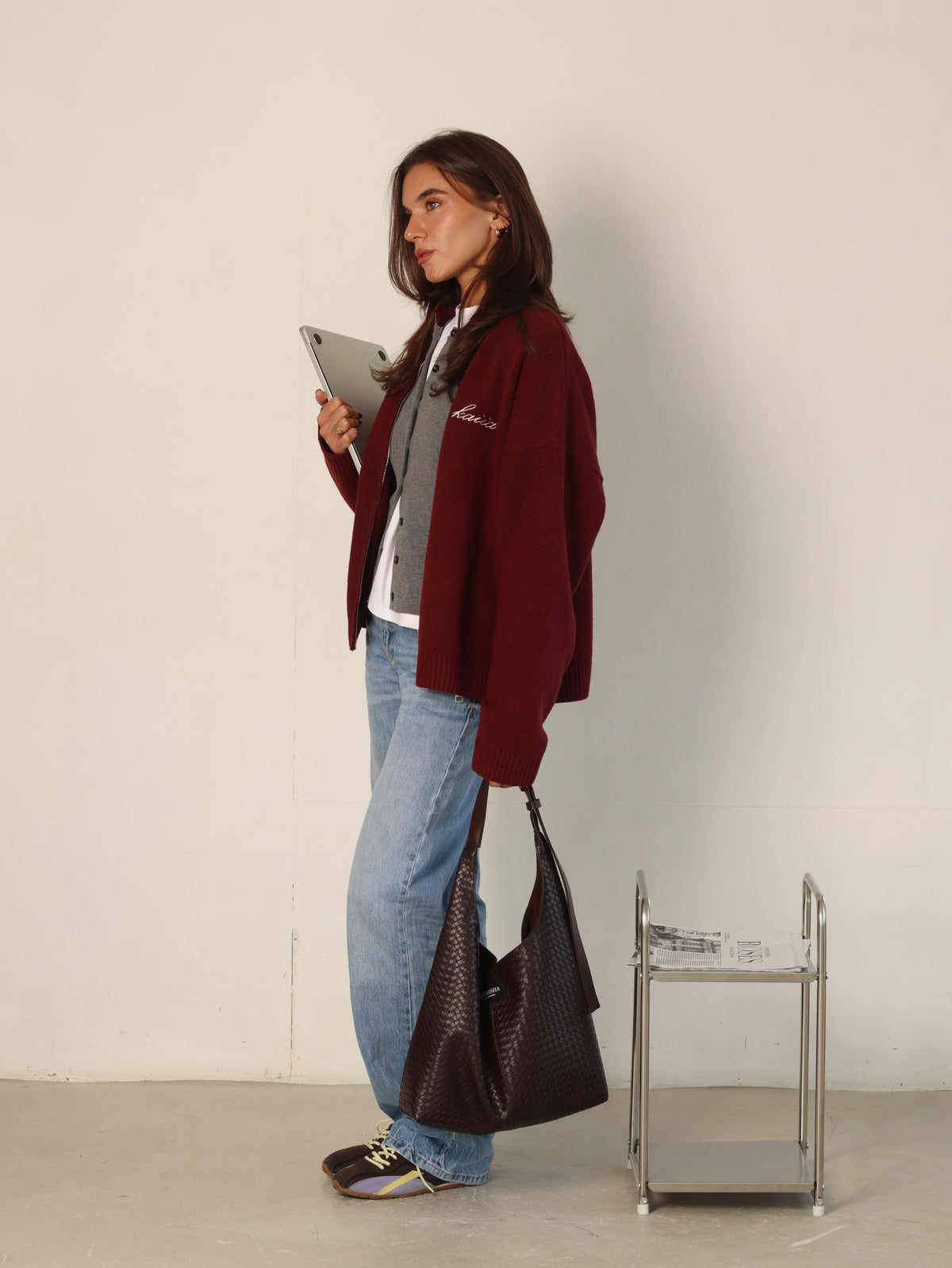 HOBO BAG IN DARK BROWN